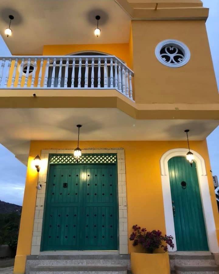 El Nido Boutique B&B Puerto Lopez Exterior photo
