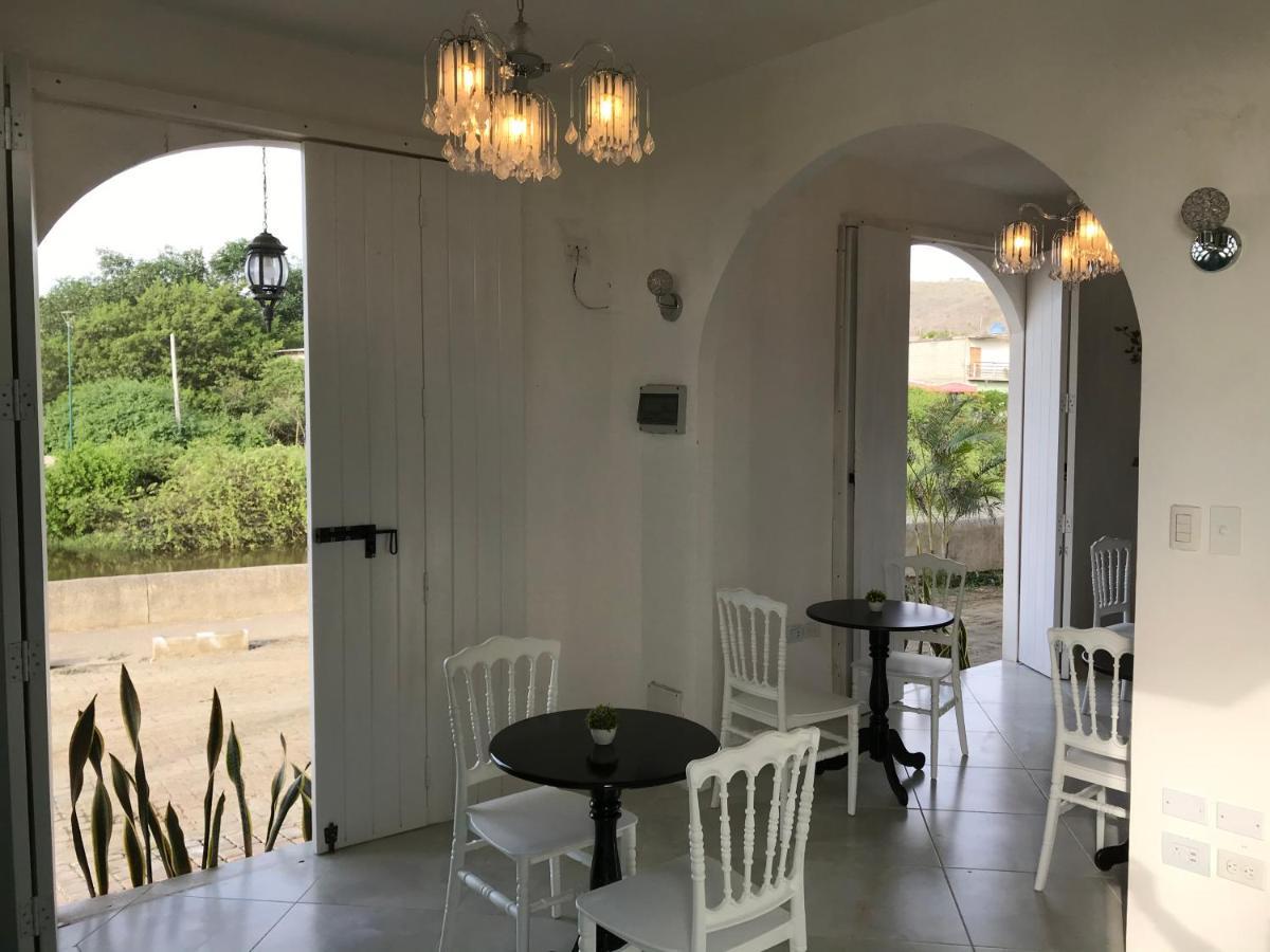 El Nido Boutique B&B Puerto Lopez Exterior photo